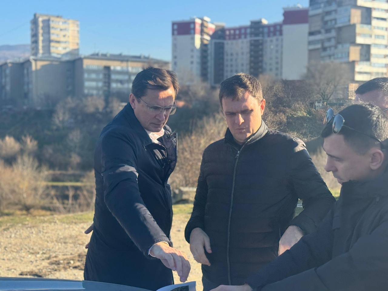 Евгений Моисеев: Обсудили ход проектных работ по подготовке к капитальному ремонту дамбы Нового озера