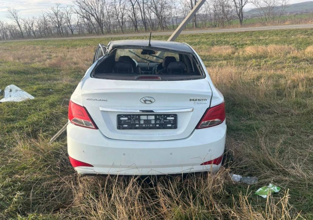 В Кочубеевском округе в результате съезда с дороги пострадали 2 пассажира В Кочубеевском округе в результате съезда с дороги пострадали 2 пассажира