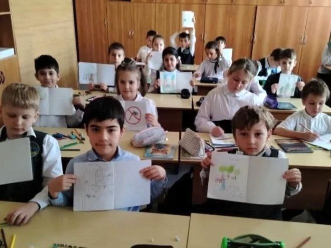 «Живи, лес!» Экологическую акцию провели пятигорские школьники «Живи, лес!» Экологическую акцию провели пятигорские школьники