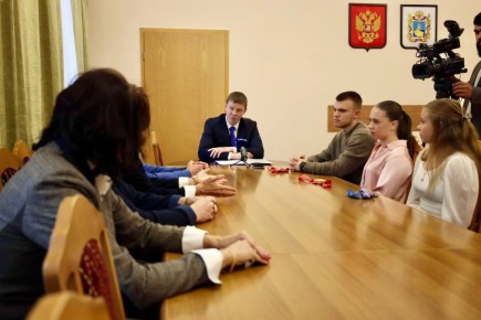 Встреча с акробатами-чемпионами