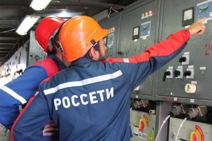 «Россети Северный Кавказ» установили на двух крупных подстанциях в КЧР коммутационное оборудование российского производства