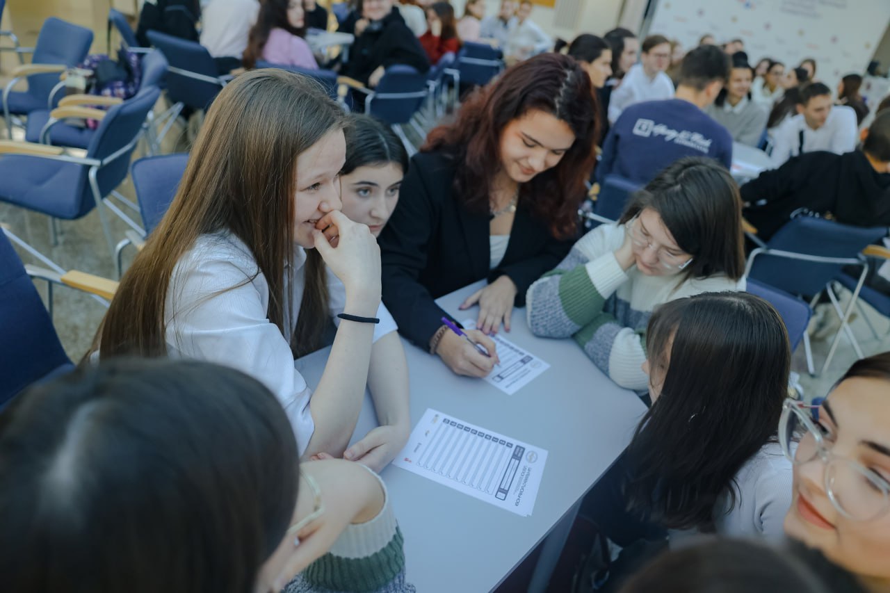 Интеллектуальные игры выявляют знатоков избирательного права на Ставрополье Интеллектуальные игры выявляют знатоков избирательного права на Ставрополье