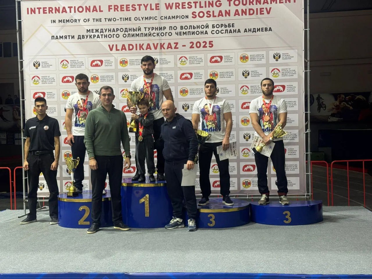 Три приза Владикавказа. . Во Владикавказе прошли международные соревнования по вольной борьбе среди мужчин, посвященные памяти двукратного олимпийского чемпиона С.П. Андиева Три приза Владикавказа. . Во Владикавказе прошли международные соревнования по вольной борьбе среди мужчин, посвященные памяти двукратного олимпийского чемпиона С.П. Андиева