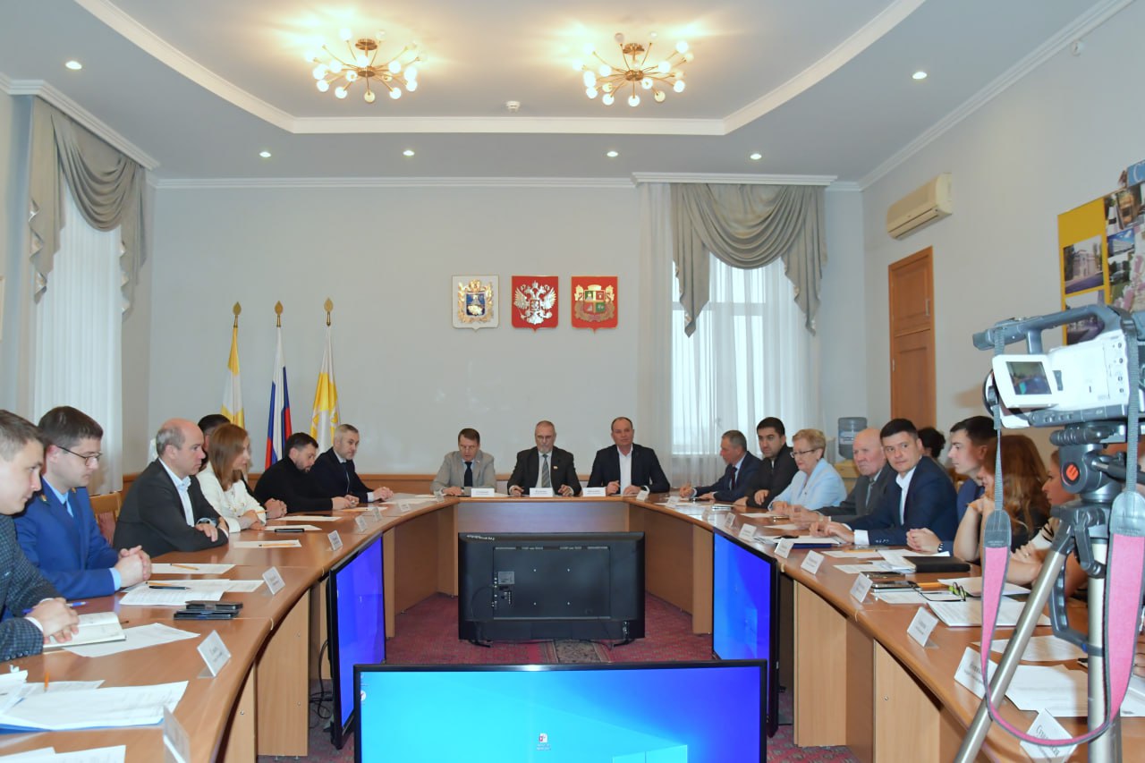 Комитеты городской Думы изучили проект бюджета Ставрополя на 2026-2028 годы Комитеты городской Думы изучили проект бюджета Ставрополя на 2026-2028 годы