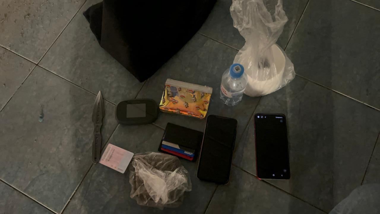 В Ставропольском крае полицейские пресекли деятельность пятигорчанки, маскировавшей наркотики с помощью окрашенного гипса В Ставропольском крае полицейские пресекли деятельность пятигорчанки, маскировавшей наркотики с помощью окрашенного гипса