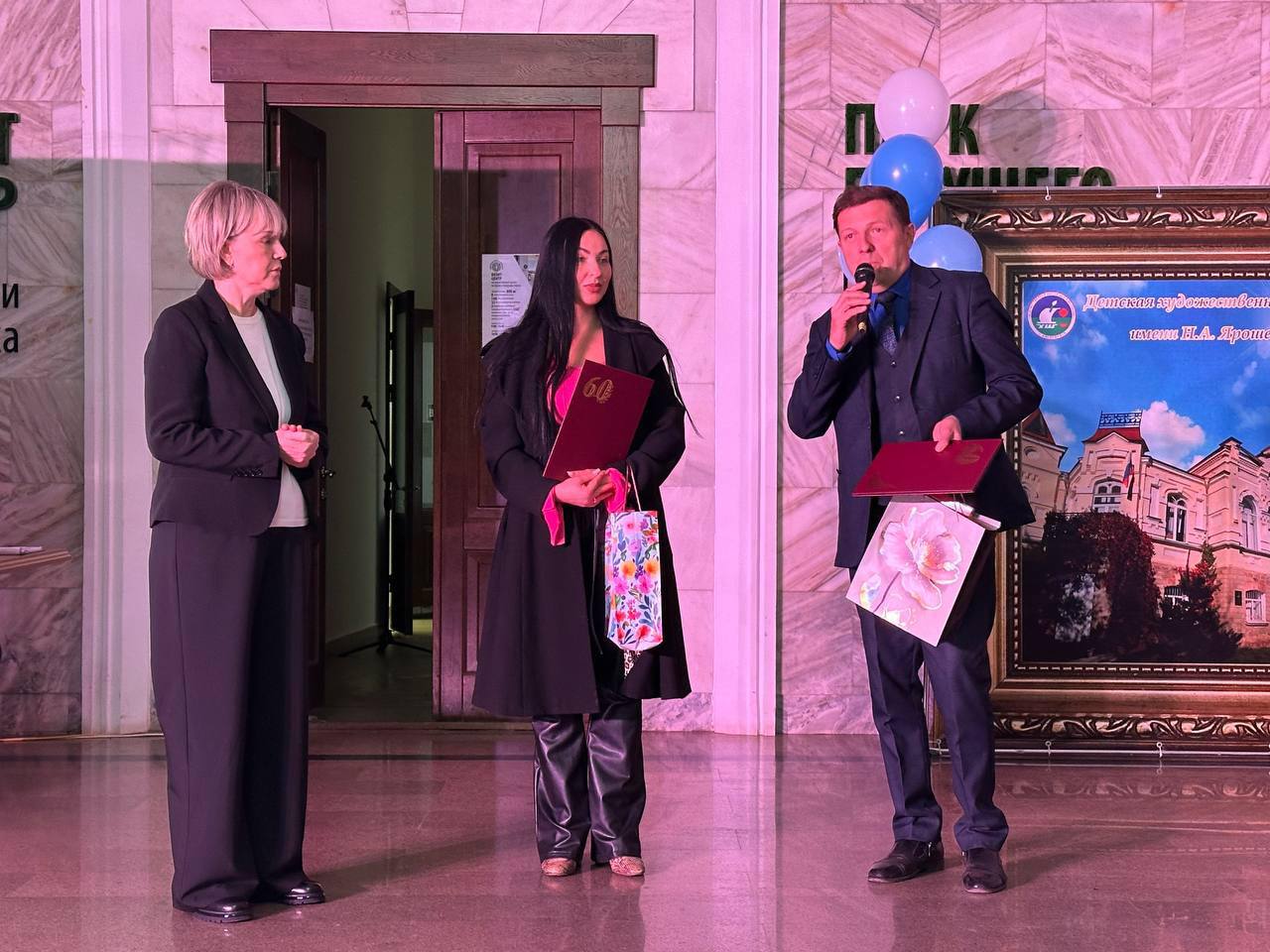 Евгений Моисеев: В Кисловодске отметили 60-летний юбилей художественной школы им. Н.А. Ярошенко Евгений Моисеев: В Кисловодске отметили 60-летний юбилей художественной школы им. Н.А. Ярошенко