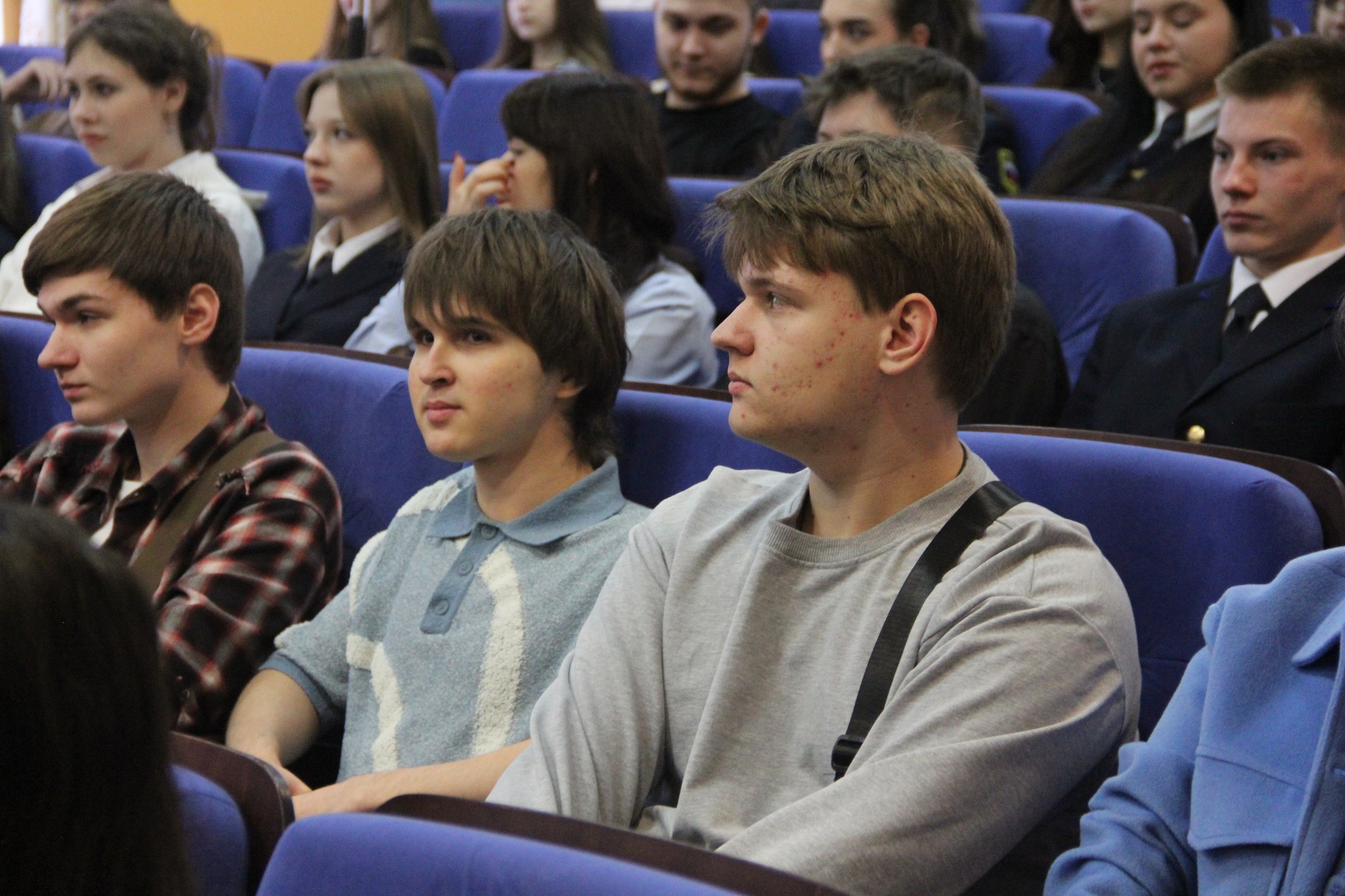 В День юриста сотрудники краевого полицейского Главка приняли участие в профориентационной встрече со студентами В День юриста сотрудники краевого полицейского Главка приняли участие в профориентационной встрече со студентами