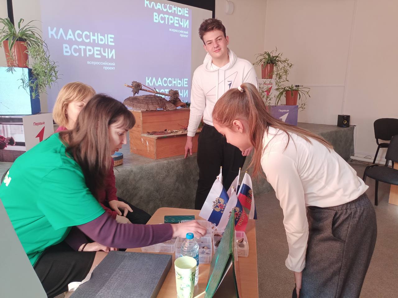 В рамках программы «ЧИСТО Кисловодск» для детей города регулярно проводят экологические занятия В рамках программы «ЧИСТО Кисловодск» для детей города регулярно проводят экологические занятия