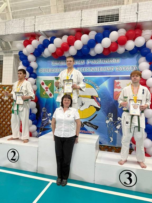 Каратэ к Дню матери. В Зеленокумске прошло 10 краевое соревнование по всестилевому каратэ, посвящённое Дню матери Каратэ к Дню матери. В Зеленокумске прошло 10 краевое соревнование по всестилевому каратэ, посвящённое Дню матери