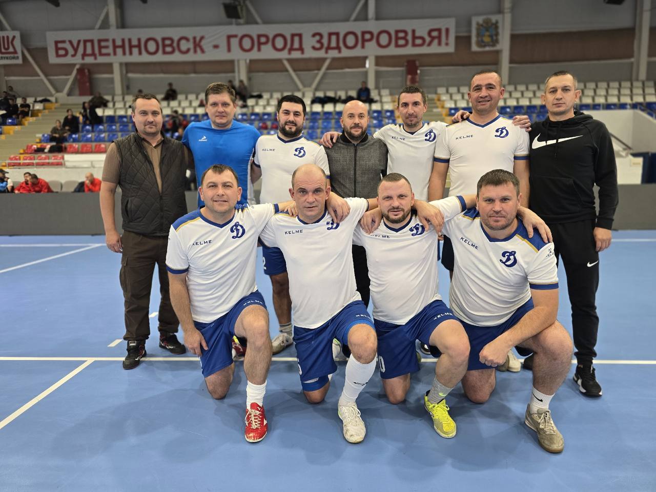 Финал «Золотой лиги». В спорткомплексе «Лукоморье» города Будённовска прошёл финал четырёх Первенства Ставропольского края по футзалу среди ветеранов 40+ Финал «Золотой лиги». В спорткомплексе «Лукоморье» города Будённовска прошёл финал четырёх Первенства Ставропольского края по футзалу среди ветеранов 40+