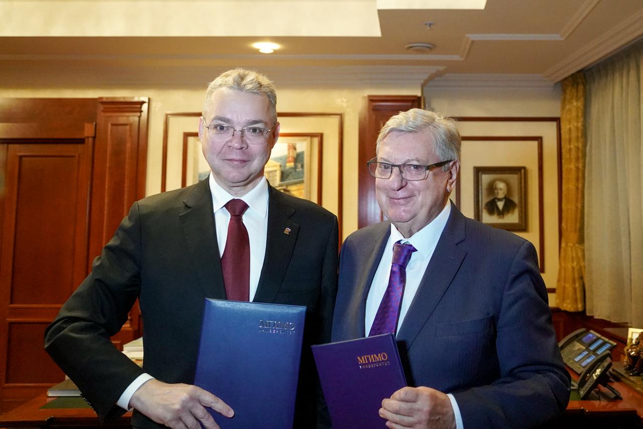 Губернатор Ставрополья подписал соглашение о сотрудничестве с ректором МГИМО