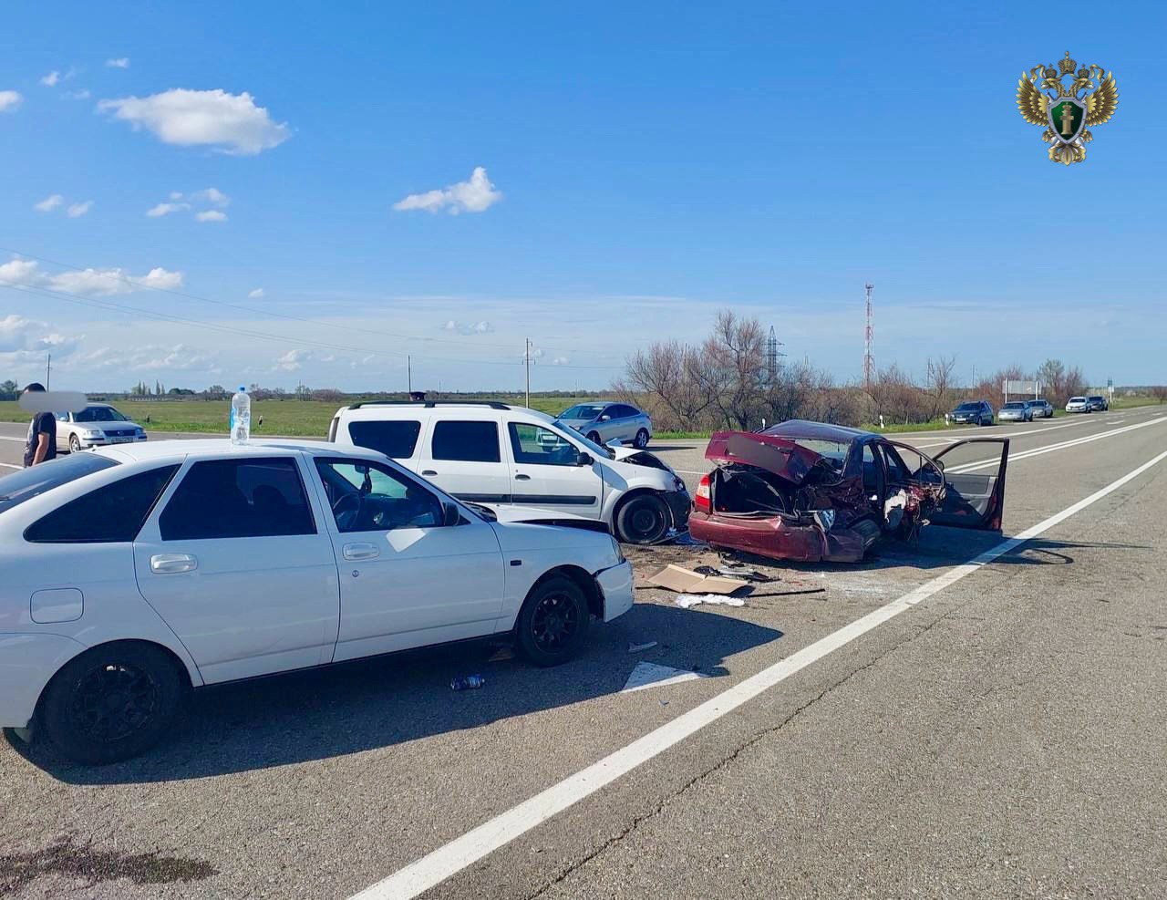 Уголовное дело возбудили на заведующую ДК из-за ДТП со школьниками в Грачевском округе