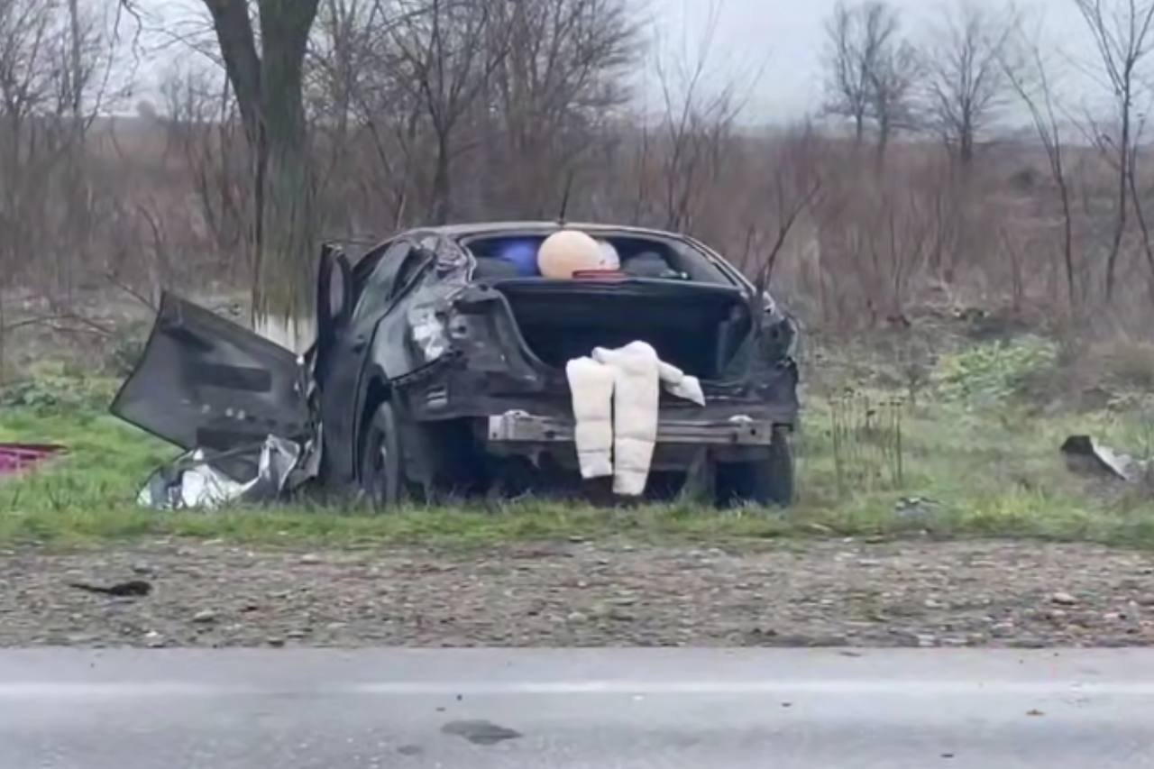 Один человек погиб в аварии с грузовиком на Ставрополье