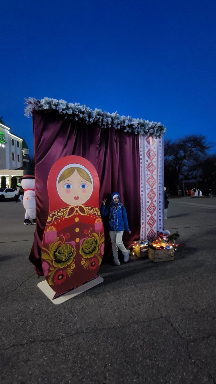 На Театральной площади оформлены яркие фотозоны для классных снимков! На Театральной площади оформлены яркие фотозоны для классных снимков!