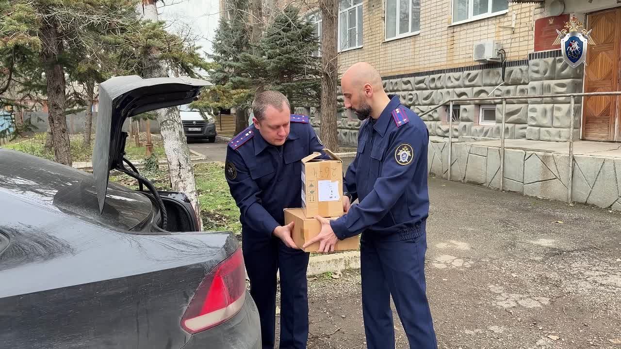 В Международный день волонтера следователи СК России передали гуманитарную помощь в зону СВО