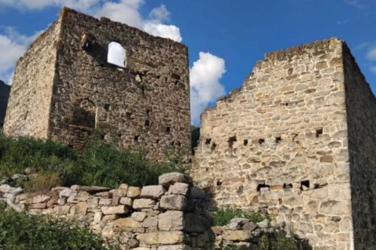 Башни, склепы, стелы и святилища: 122 исторических памятника в Ингушетии могут стать объектами культурного наследия Башни, склепы, стелы и святилища: 122 исторических памятника в Ингушетии могут стать объектами культурного наследия