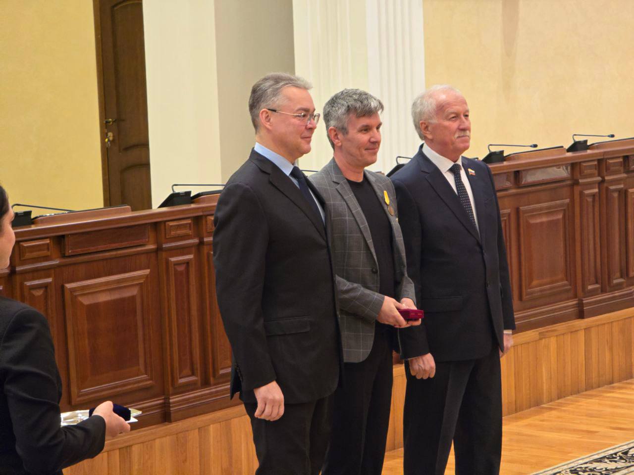 В Правительстве Ставрополья прошла торжественная церемония награждения, приуроченная ко Дню Конституции России В Правительстве Ставрополья прошла торжественная церемония награждения, приуроченная ко Дню Конституции России