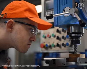 Самыми дефицитными профессиями на Ставрополье стали дворники, токари и маляры