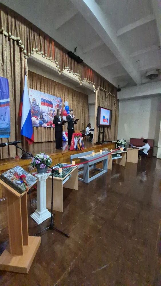 В трёх ессентукских школах состоялось торжественное открытие мемориальных «Парт Героев» В трёх ессентукских школах состоялось торжественное открытие мемориальных «Парт Героев»