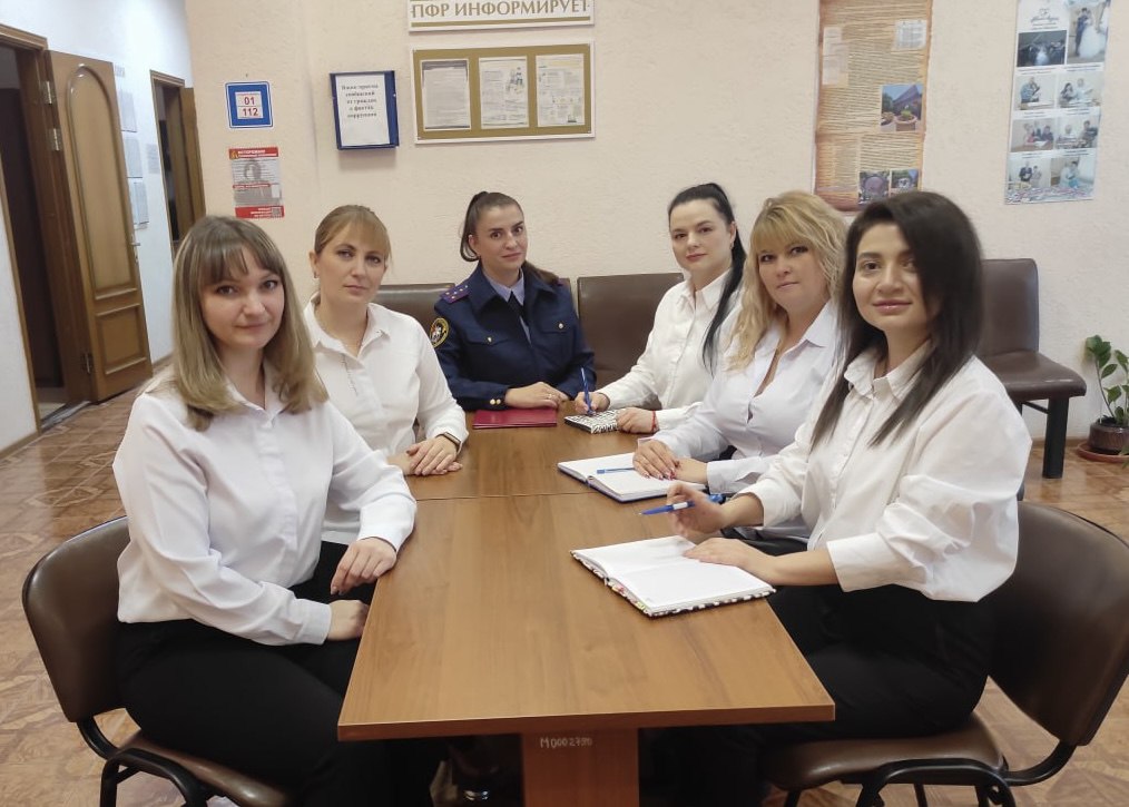 В Международный день борьбы с коррупцией сотрудники СК России по Ставропольскому краю провели профилактические мероприятия в организациях и учреждениях региона В Международный день борьбы с коррупцией сотрудники СК России по Ставропольскому краю провели профилактические мероприятия в организациях и учреждениях региона