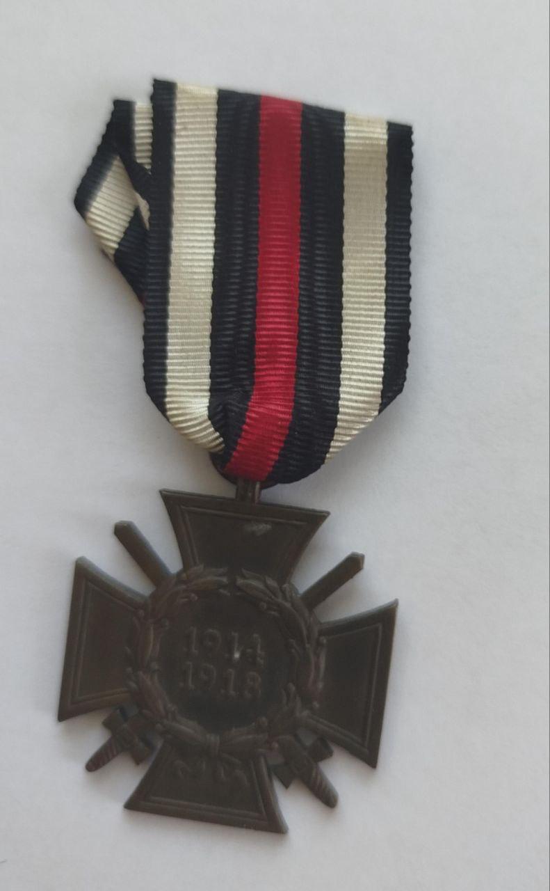 Контрабандист, отправивший в Ставрополь ордена и медали прошлого века, выплатит штраф