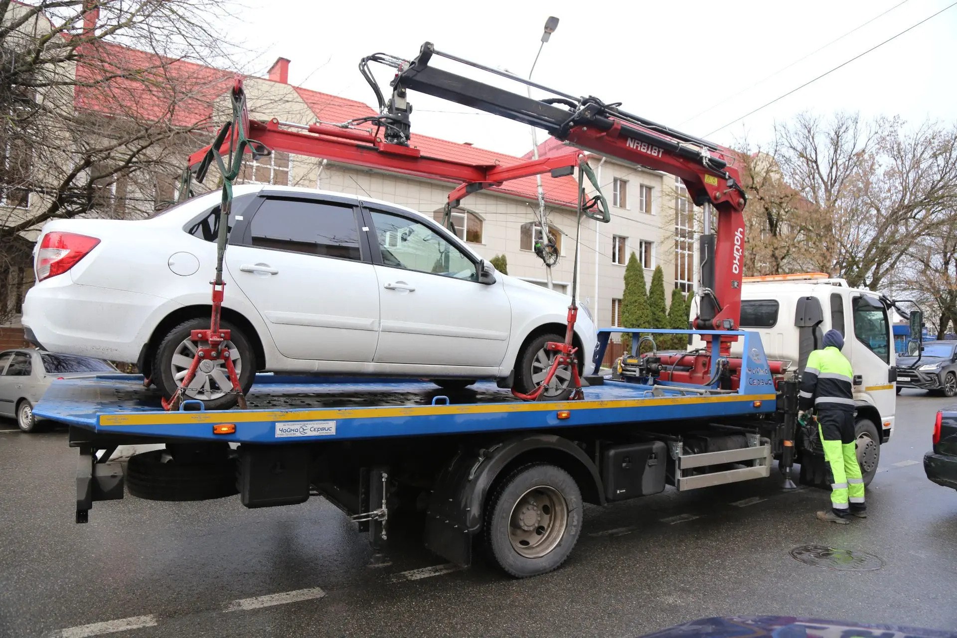 В Ставрополе продолжаются рейды по контролю за соблюдением правил парковки на местах для транспорта инвалидов В Ставрополе продолжаются рейды по контролю за соблюдением правил парковки на местах для транспорта инвалидов