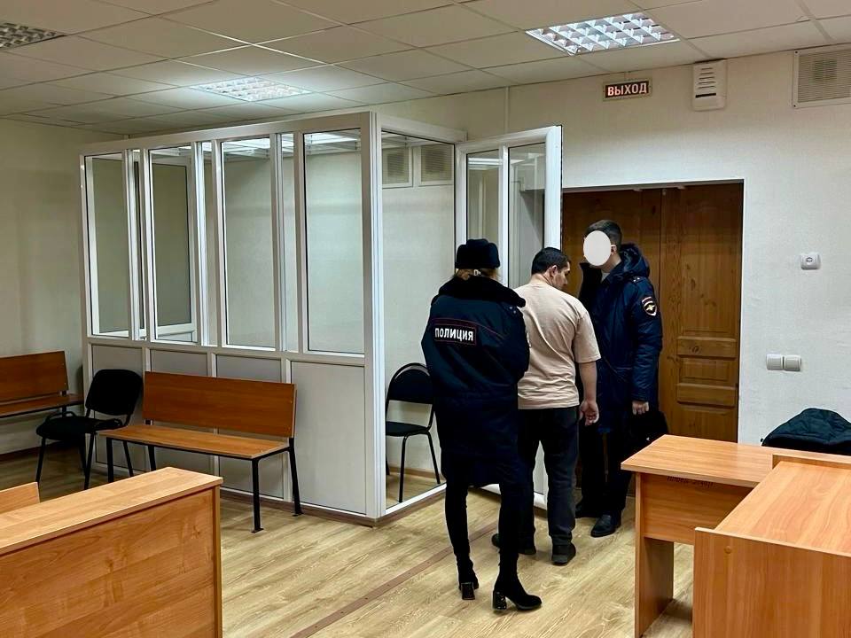 В Невинномысске мужчина осужден за грубое нарушение общественного порядка В Невинномысске мужчина осужден за грубое нарушение общественного порядка