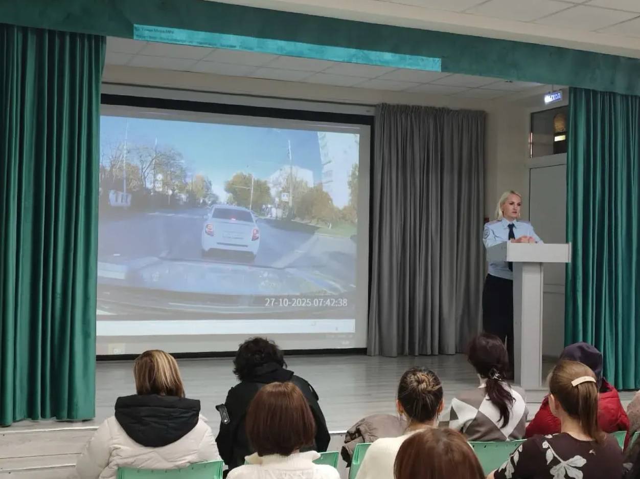 Госавтоинспекция об ответственности и безопасности: итоги профилактических мероприятий «Школа БДД для родителей» Госавтоинспекция об ответственности и безопасности: итоги профилактических мероприятий «Школа БДД для родителей»