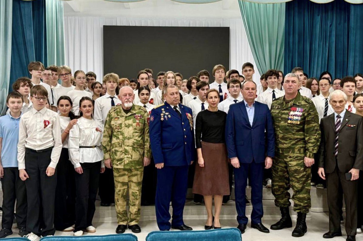 Ветераны передают знания и опыт Ветераны передают знания и опыт