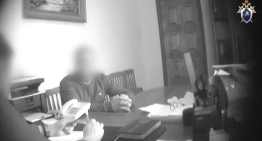 В Кочубеевском округе мужчина подозревается в даче взятки начальнику территориального следственного отдела МВД