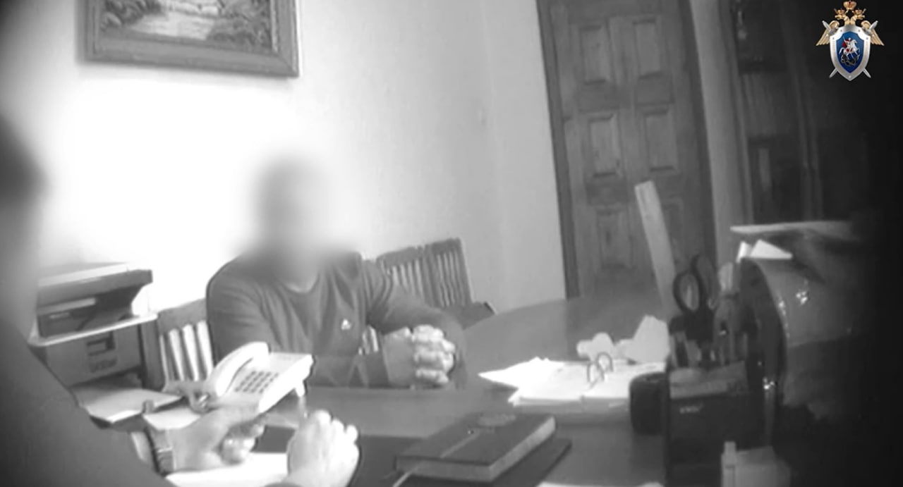 В Кочубеевском округе мужчина подозревается в даче взятки начальнику территориального следственного отдела МВД