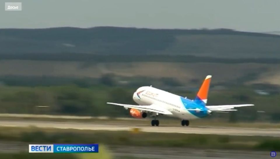 В аэропортах Ставрополья наблюдаются массовые задержки и отмены рейсов