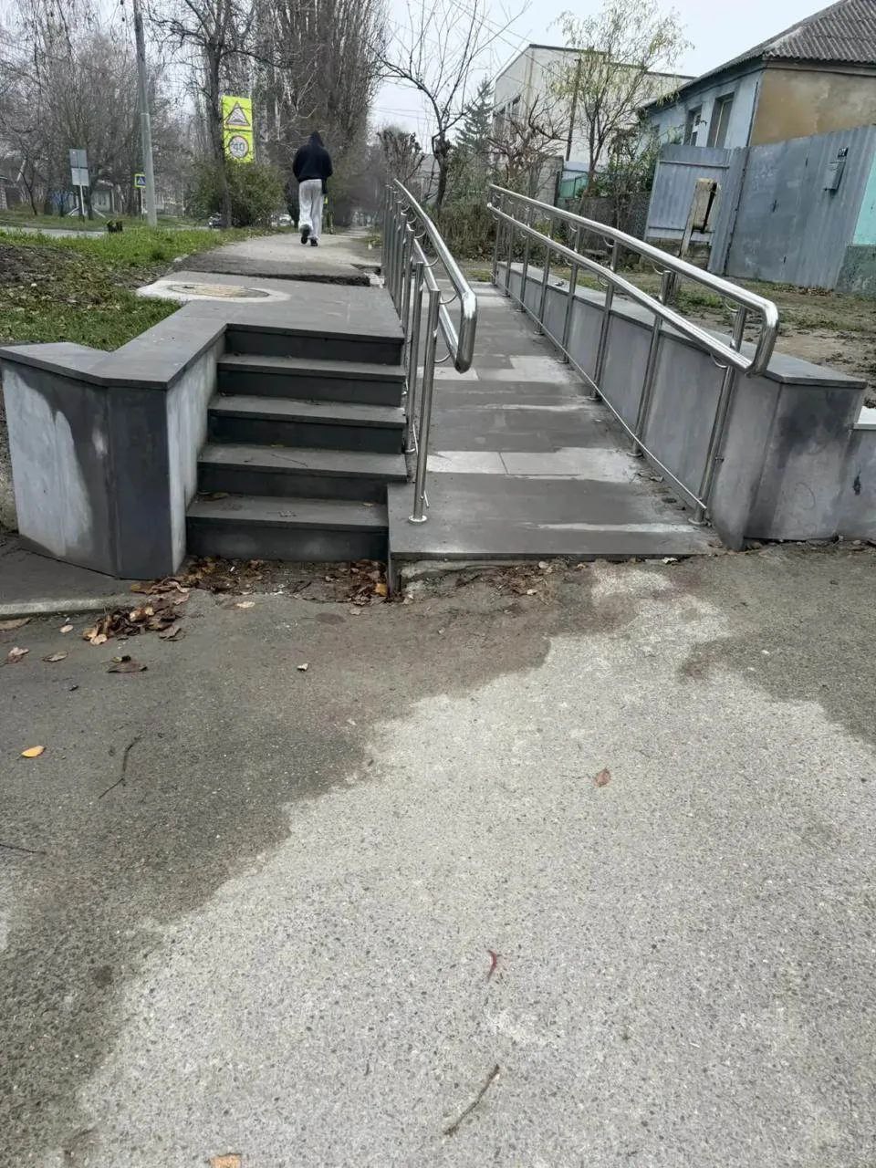 Иван Ульянченко: Завершаем намеченную на этот год работу по созданию в Ставрополе доступной городской среды Иван Ульянченко: Завершаем намеченную на этот год работу по созданию в Ставрополе доступной городской среды