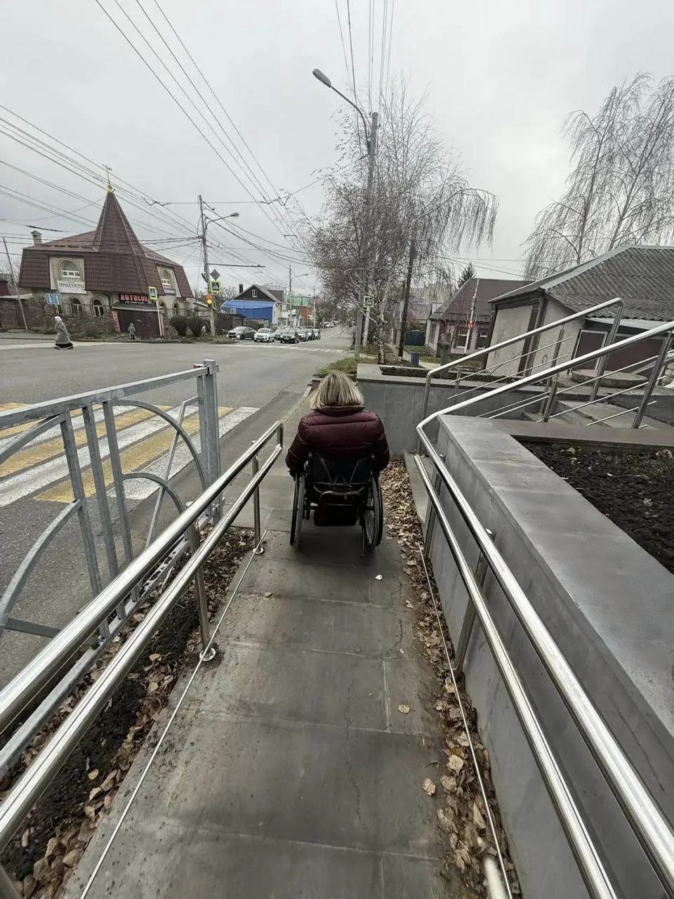 Иван Ульянченко: Завершаем намеченную на этот год работу по созданию в Ставрополе доступной городской среды