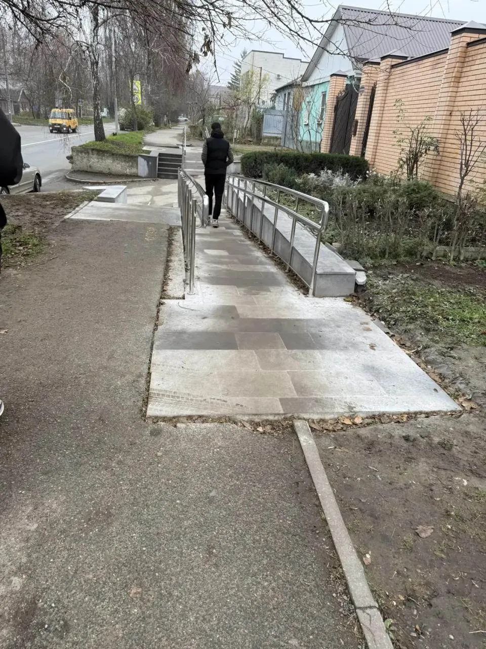 Иван Ульянченко: Завершаем намеченную на этот год работу по созданию в Ставрополе доступной городской среды Иван Ульянченко: Завершаем намеченную на этот год работу по созданию в Ставрополе доступной городской среды