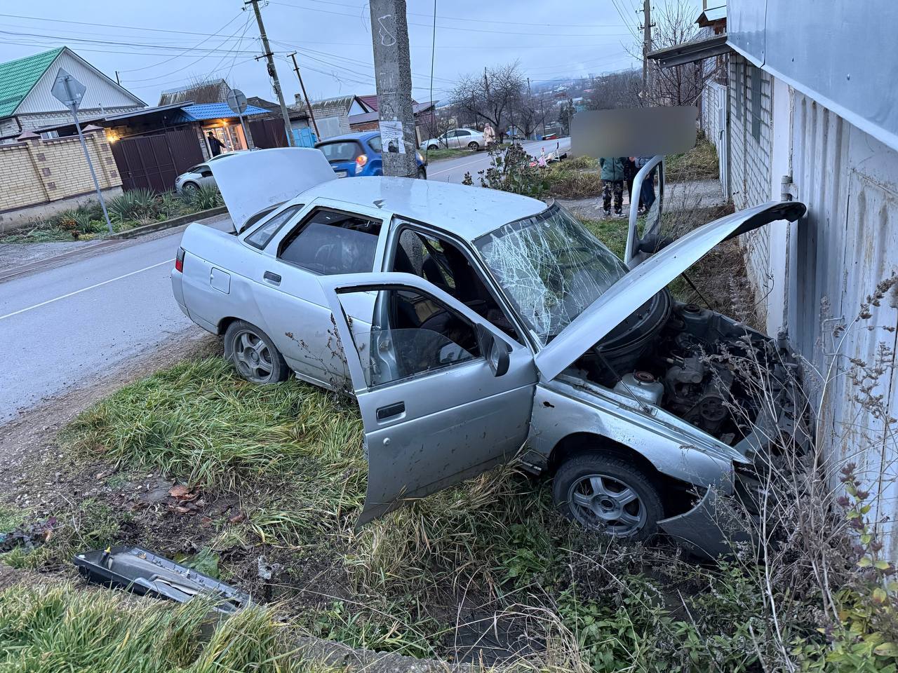 В городе Лермонтове в результате автоаварии пострадали 3 подростка В городе Лермонтове в результате автоаварии пострадали 3 подростка