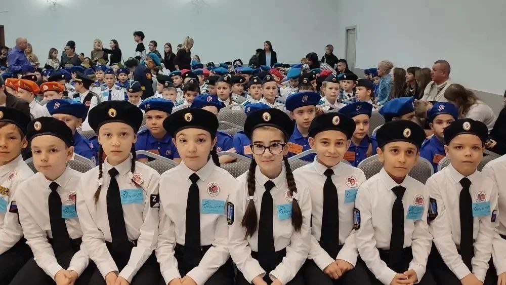 В Пятигорске подвели итоги юбилейной военно-спортивной игры «Орлёнок» для младших школьников В Пятигорске подвели итоги юбилейной военно-спортивной игры «Орлёнок» для младших школьников