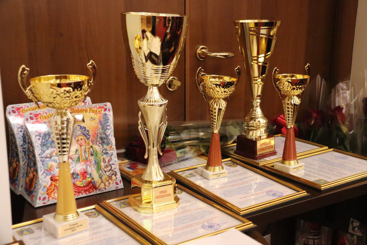 Кубок лучшей аварийно-спасательной группы получила АСГ Ессентуков по результатам деятельности за 2025 год! Кубок лучшей аварийно-спасательной группы получила АСГ Ессентуков по результатам деятельности за 2025 год!