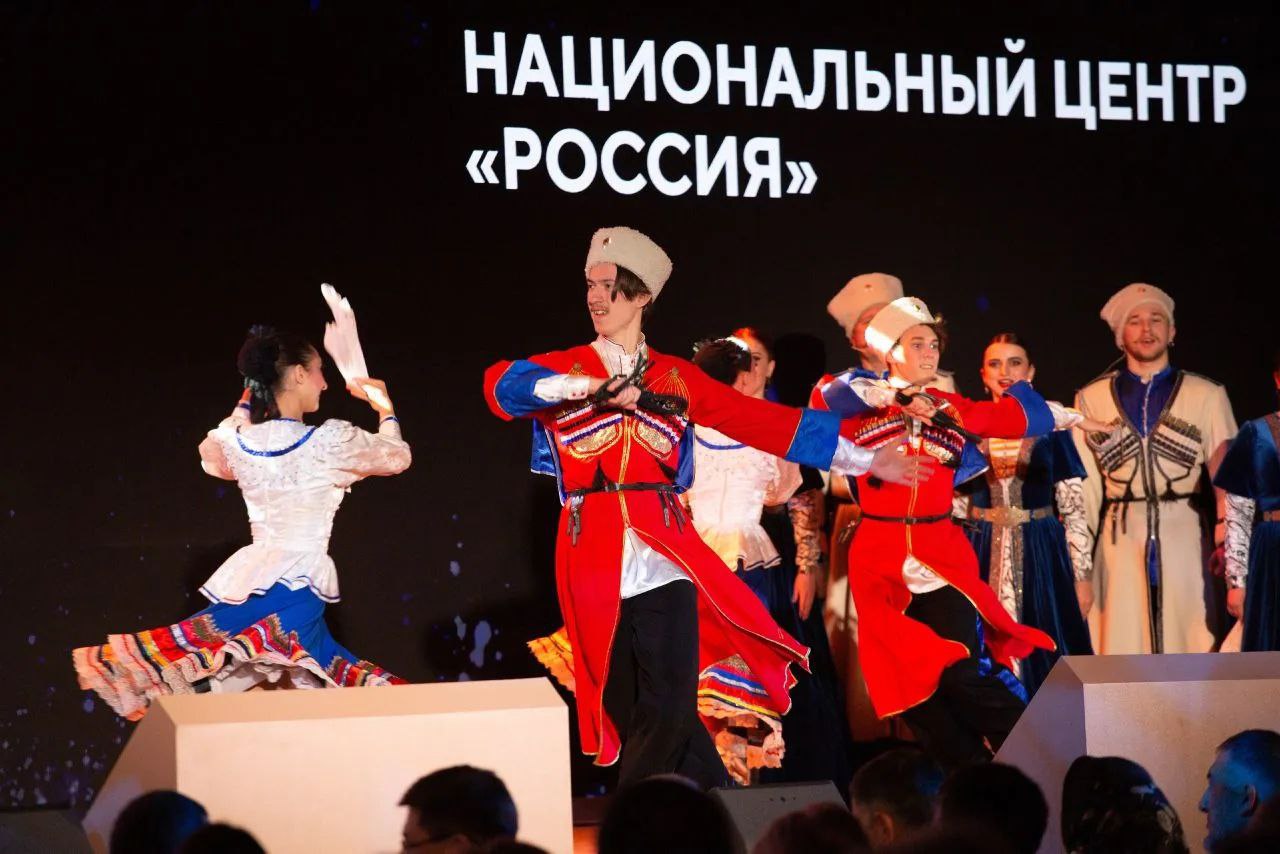 Иван Ульянченко: В национальном центре "Россия" в Москве прошло финальное соревнование конкурса "Культурная столица года" Иван Ульянченко: В национальном центре "Россия" в Москве прошло финальное соревнование конкурса "Культурная столица года"