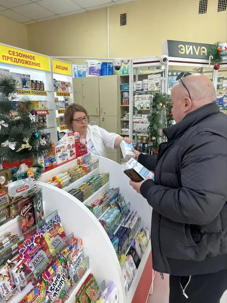 Внимание: безопасность на дорогах и тротуарах! Внимание: безопасность на дорогах и тротуарах!