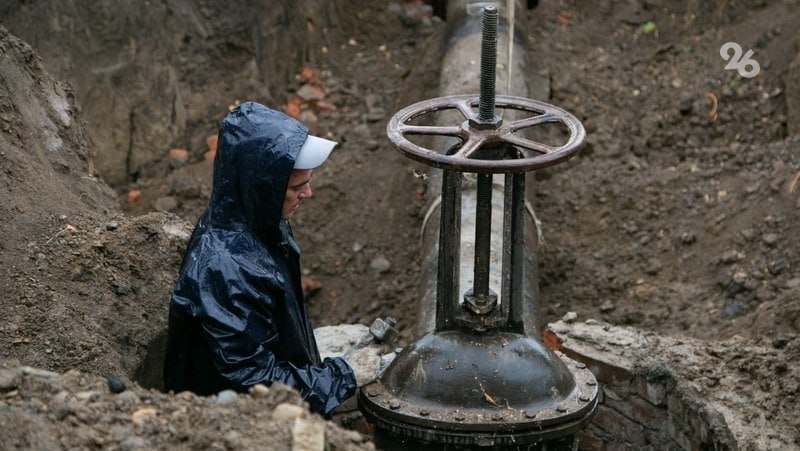 5 утечек и незаконные врезки в двух домах нашли во время проверки теплосетей в Кисловодске