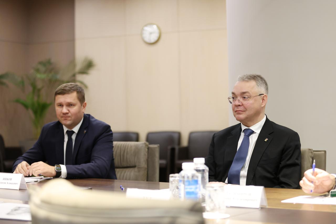 Оксана Лут и глава Ставропольского края Владимир Владимиров обсудили результаты работы регионального АПК Оксана Лут и глава Ставропольского края Владимир Владимиров обсудили результаты работы регионального АПК