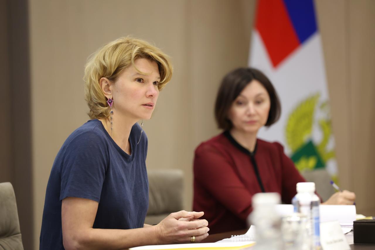 Оксана Лут и глава Ставропольского края Владимир Владимиров обсудили результаты работы регионального АПК Оксана Лут и глава Ставропольского края Владимир Владимиров обсудили результаты работы регионального АПК