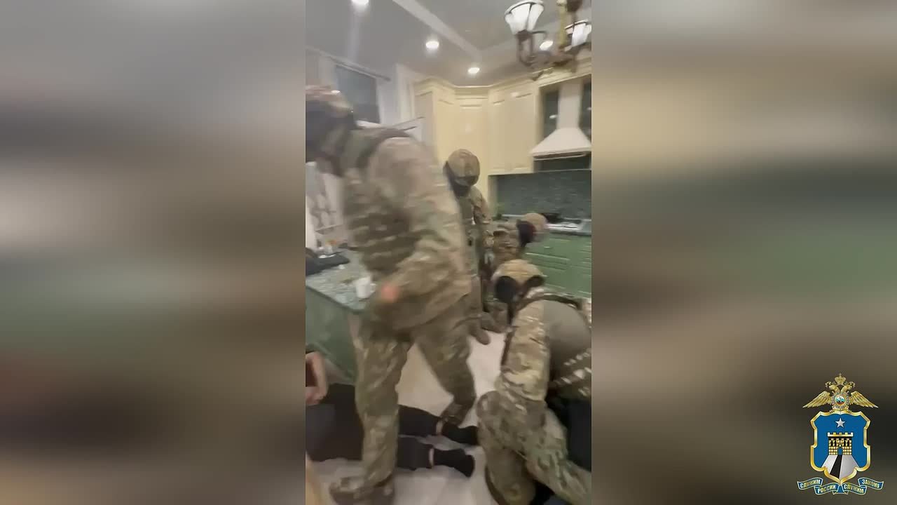 На Ставрополье полицейские пресекли деятельность пяти злоумышленников, причастных к преступной деятельности, связанной с дроппертсвом