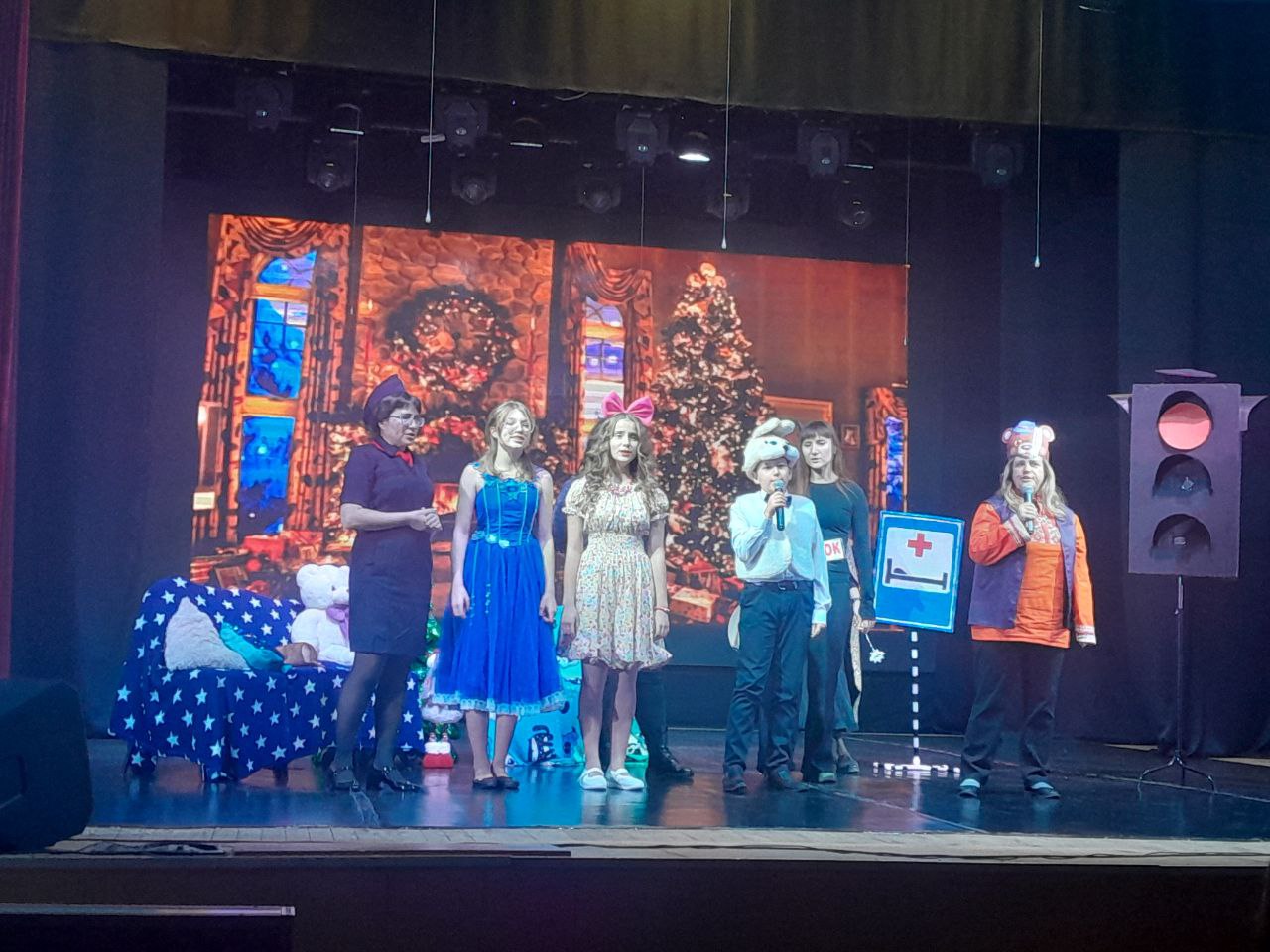 На Ставрополье состоялся финал конкурса агитбригад родительских комитетов «На дороге не зевай, правила дорожного движения соблюдай!» На Ставрополье состоялся финал конкурса агитбригад родительских комитетов «На дороге не зевай, правила дорожного движения соблюдай!»