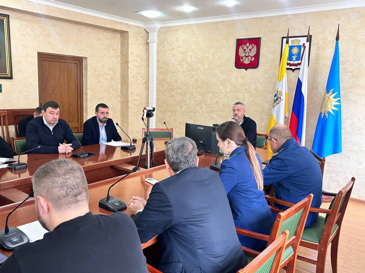 В соответствии с поручением Губернатора Ставропольского края, министр жилищно-коммунального хозяйства Александр Рябикин провел рабочее совещание по вопросам теплоснабжения в городе Кисловодске В соответствии с поручением Губернатора Ставропольского края, министр жилищно-коммунального хозяйства Александр Рябикин провел рабочее совещание по вопросам теплоснабжения в городе Кисловодске