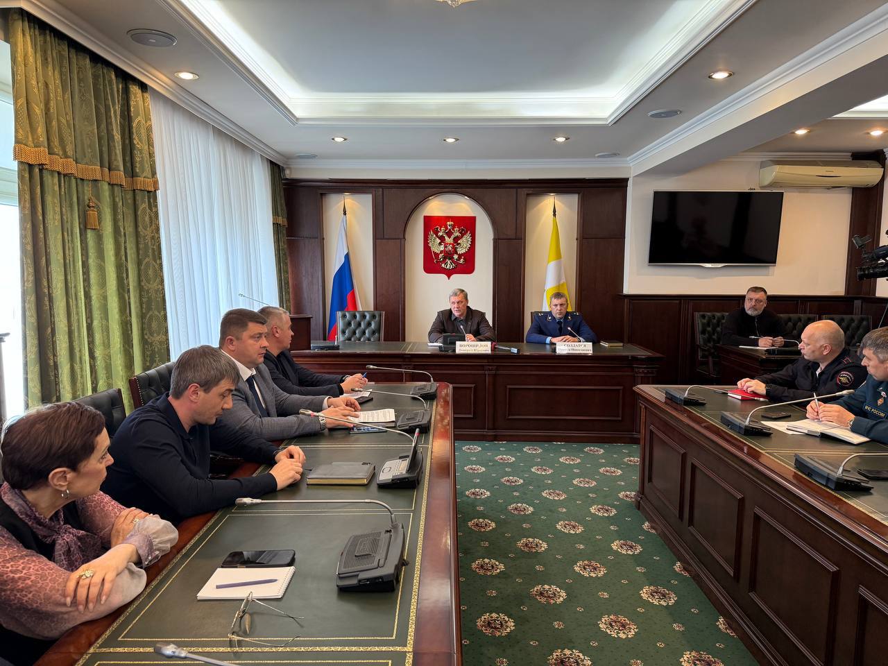 Дмитрий Ворошилов: Провёл заседание комиссии по предупреждению и ликвидации чрезвычайных ситуаций Дмитрий Ворошилов: Провёл заседание комиссии по предупреждению и ликвидации чрезвычайных ситуаций