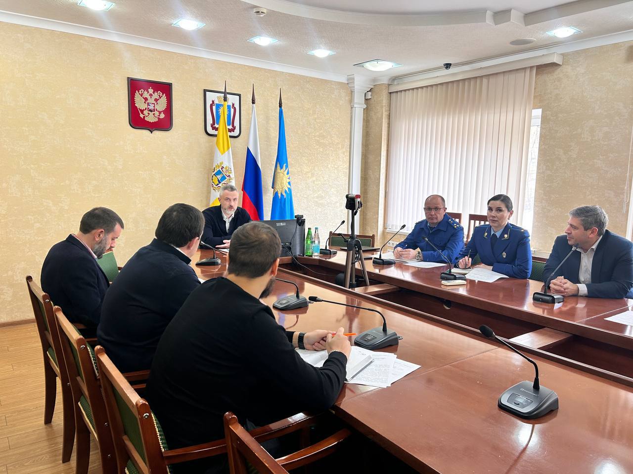 В соответствии с поручением Губернатора Ставропольского края, министр жилищно-коммунального хозяйства Александр Рябикин провел рабочее совещание по вопросам теплоснабжения в городе Кисловодске В соответствии с поручением Губернатора Ставропольского края, министр жилищно-коммунального хозяйства Александр Рябикин провел рабочее совещание по вопросам теплоснабжения в городе Кисловодске