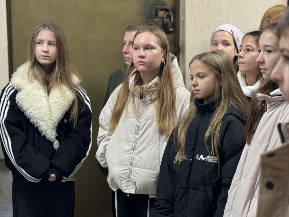 В Ставрополе полицейские провели познавательную экскурсию в отдел внутренних дел для учащихся школы №13