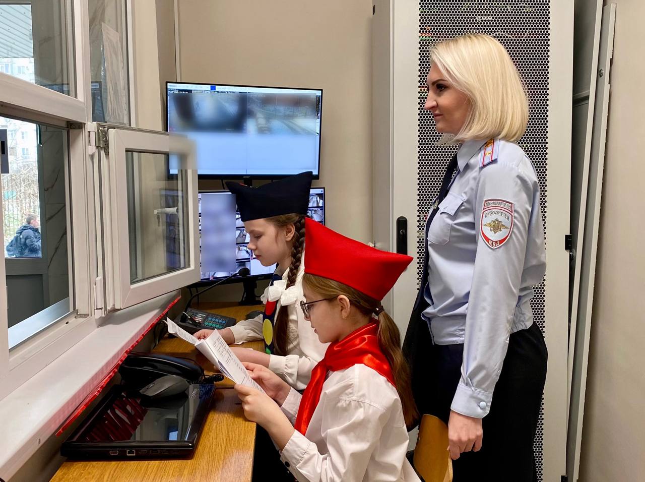 Радиоминутки безопасности звучат во всех школах Ставрополя Радиоминутки безопасности звучат во всех школах Ставрополя